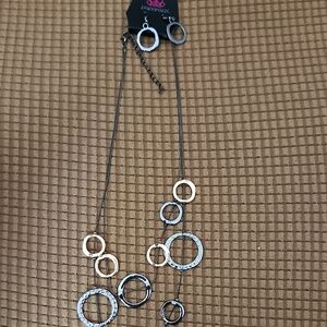 Paparazzi Silver and Gold Geometric Necklace